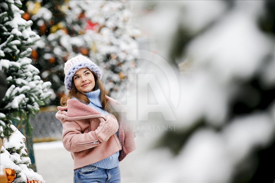Moskova'da kar yağışı