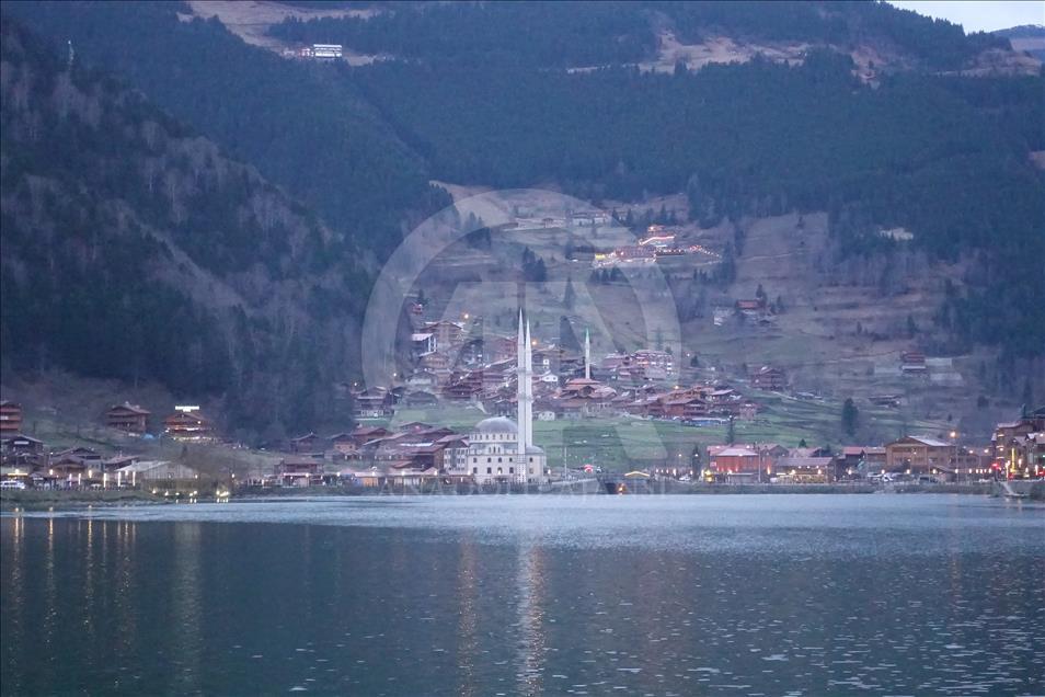 Uzungöl'ün gecesi de ayrı bir güzel