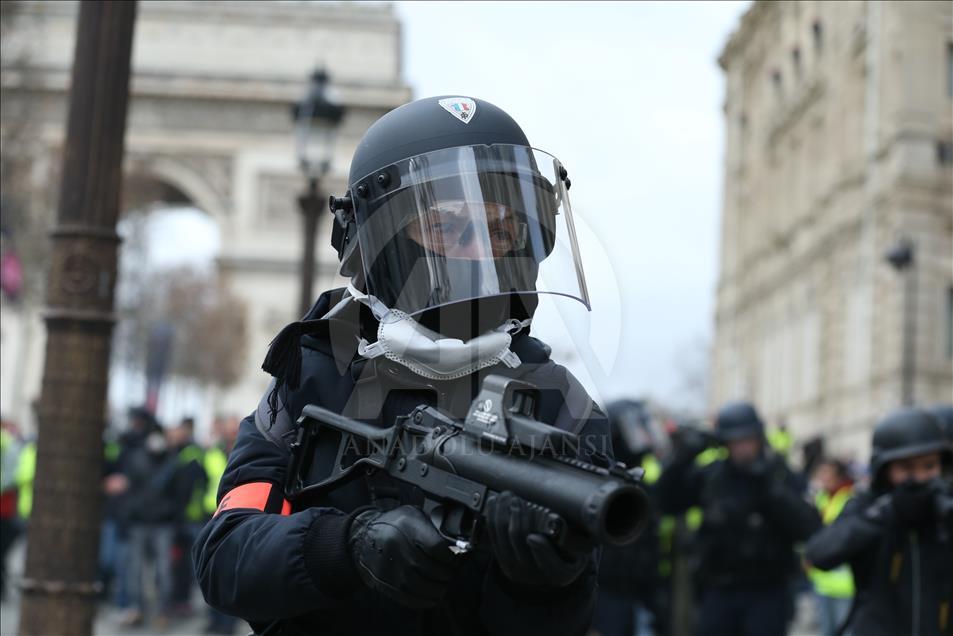 Protestat në Francë, rritet në 700 numri i të ndaluarve