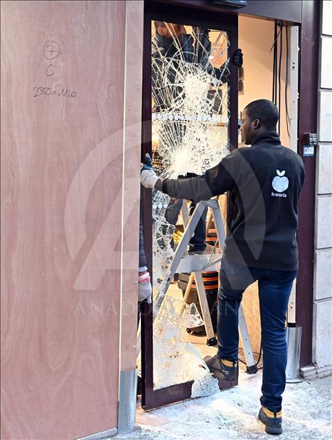 Aftermath of Yellow vest (Gilets jaunes) protests in Paris