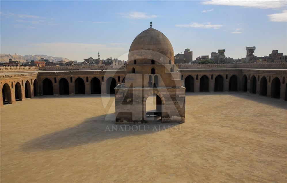 مسجد "بن طولون" بالقاهرة..صرح وحصن