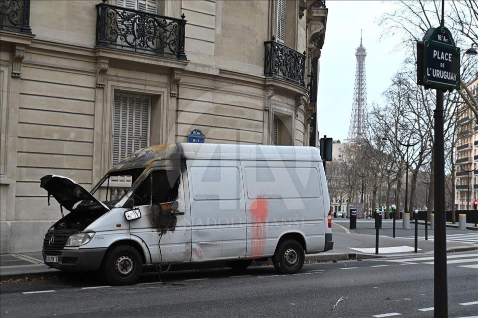 Aftermath of Yellow vest (Gilets jaunes) protests in Paris