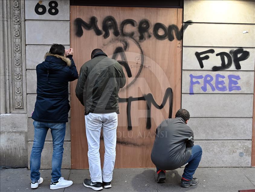Aftermath of Yellow vest (Gilets jaunes) protests in Paris