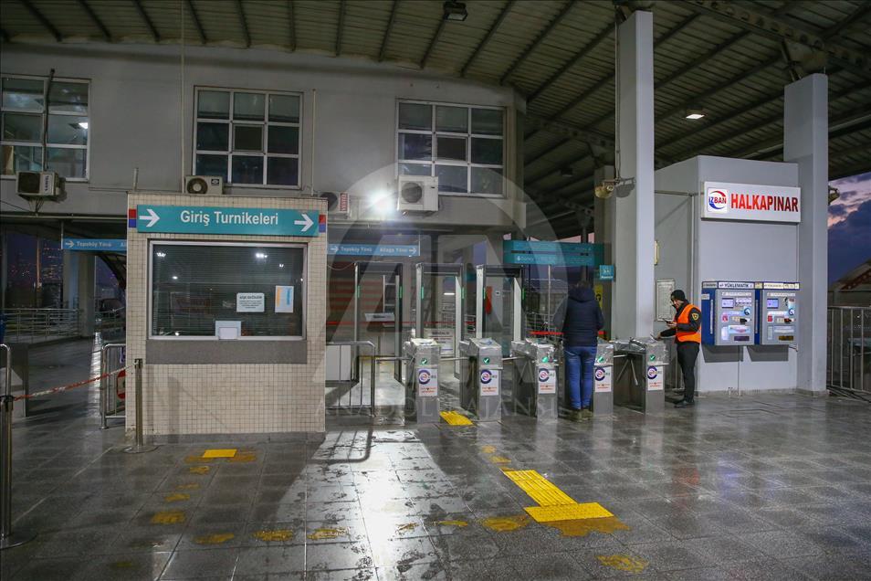 İZBAN'daki grev nedeniyle bazı tren seferleri durdu