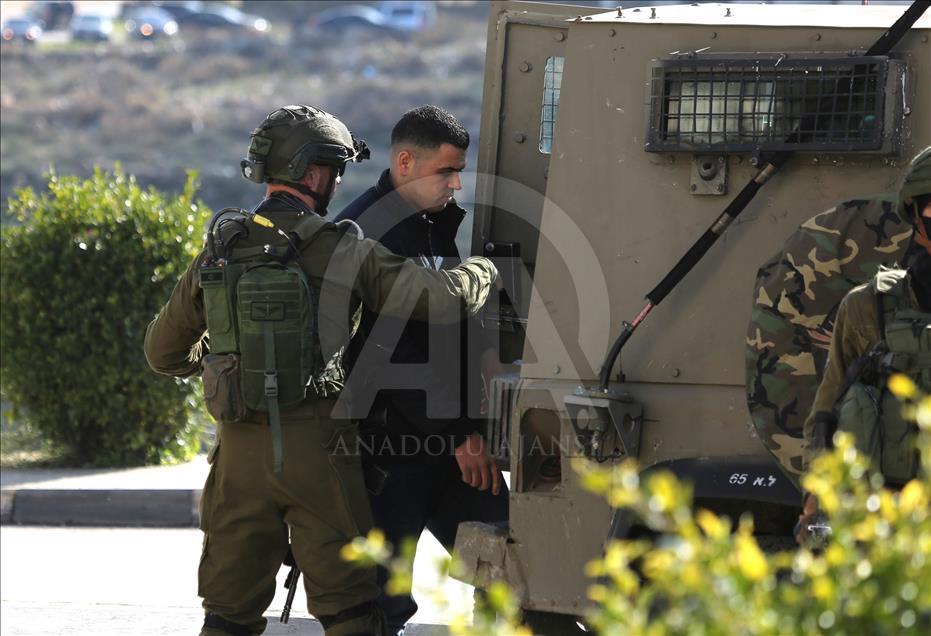 İsrail güçleri Ramallah'a baskın düzenledi