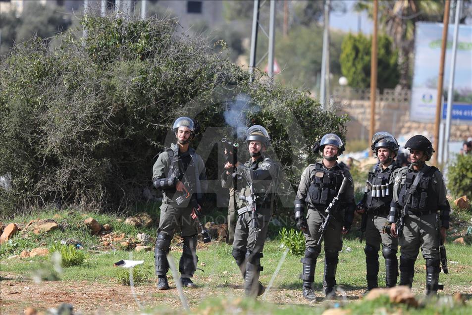 İsrail güçleri Ramallah'a baskın düzenledi