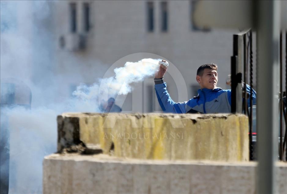 İsrail güçleri Ramallah'a baskın düzenledi