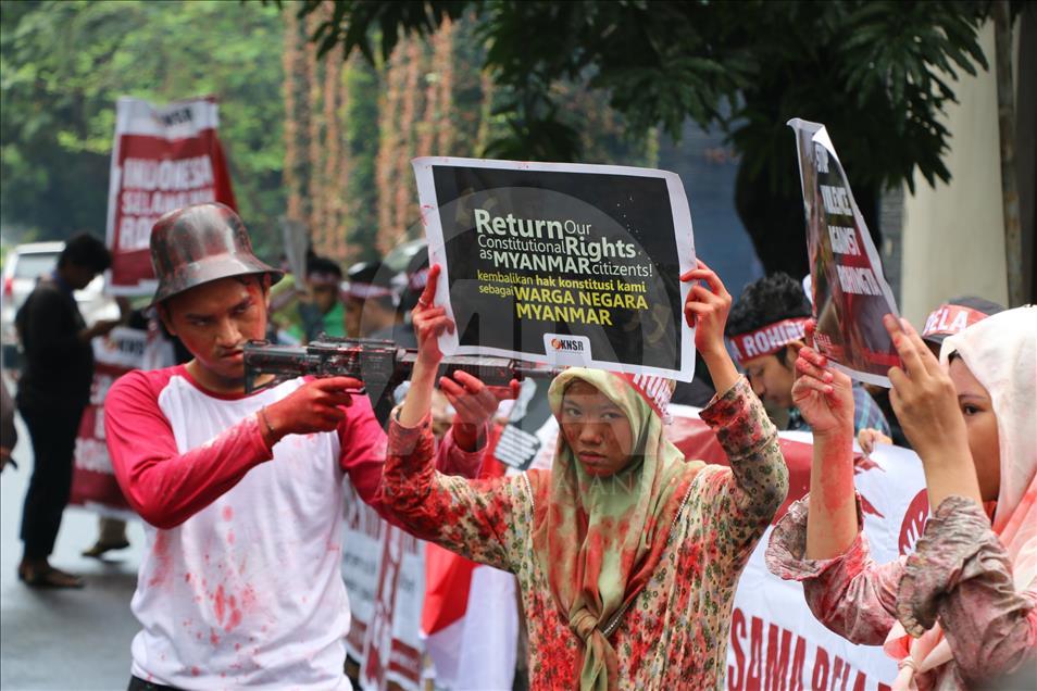 Endonezya'da Myanmar karşıtı protesto