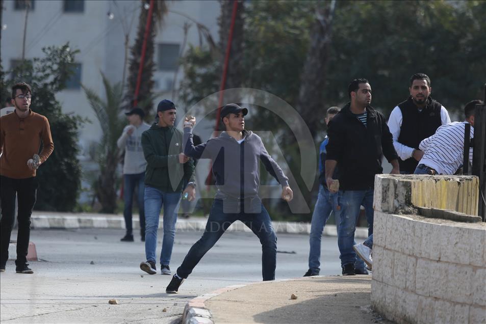 İsrail güçleri Ramallah'a baskın düzenledi