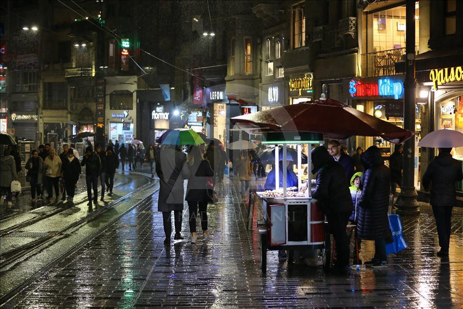 بارش باران در استانبول
