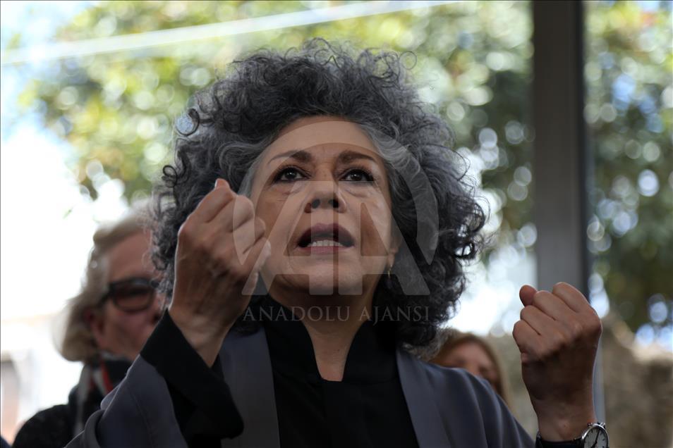 "Fragmentos", la obra de la artista Doris Salcedo hecha con las armas de las Farc