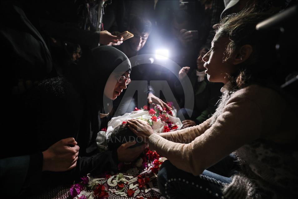 Gazze şehidini uğurluyor
