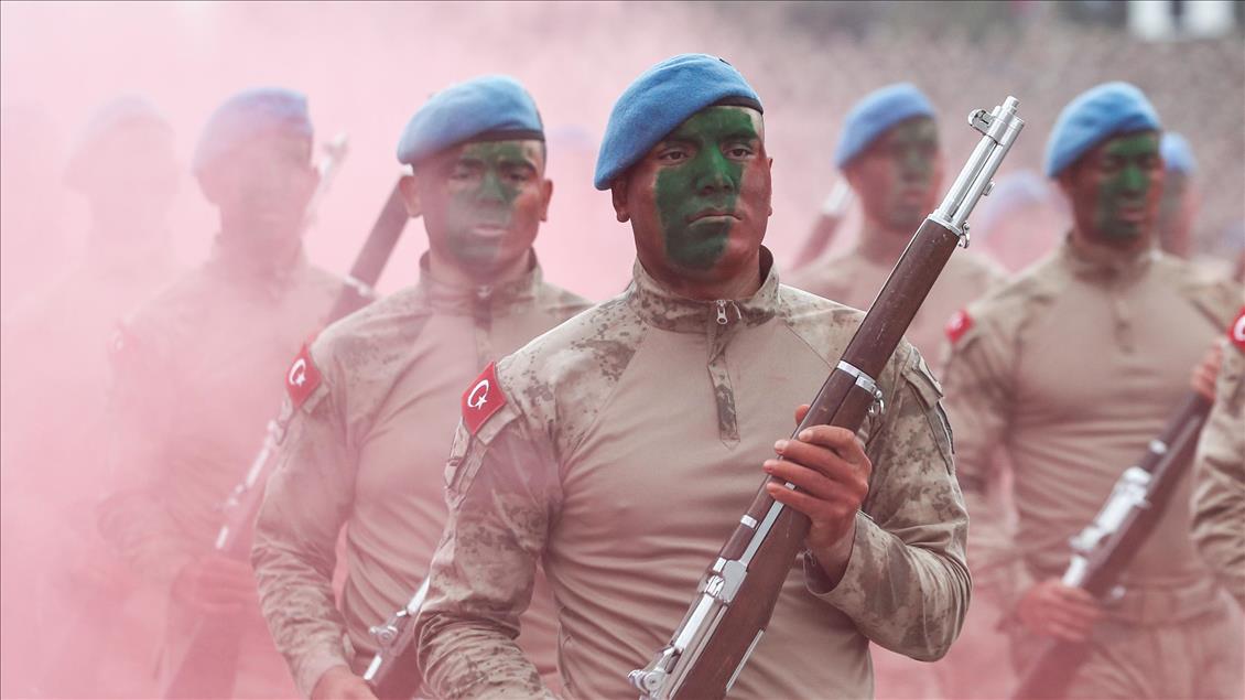 İzmir'de yemin töreni