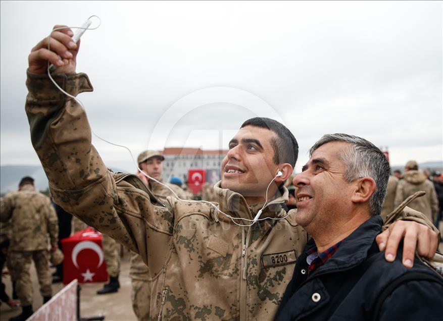İzmir'de yemin töreni