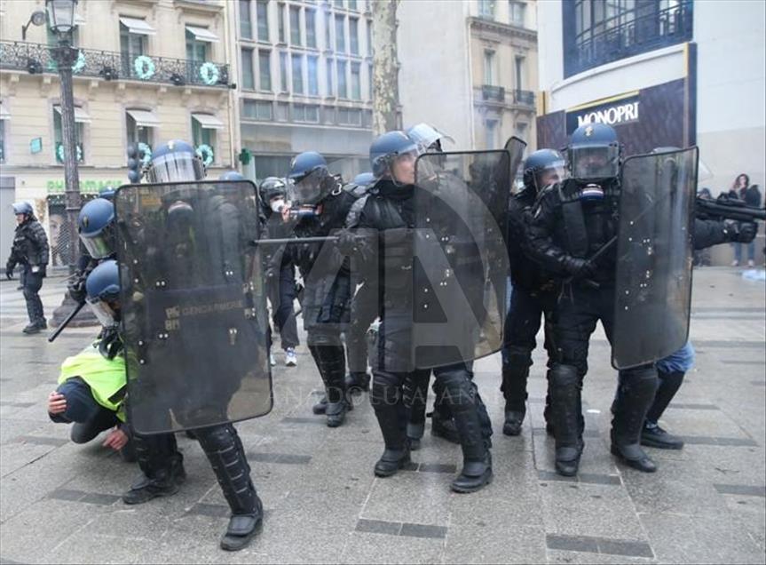 Yellow vests' protest in Paris