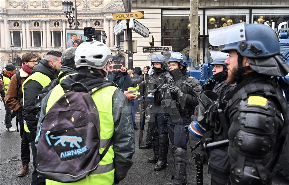 Yellow vests' protest in Paris