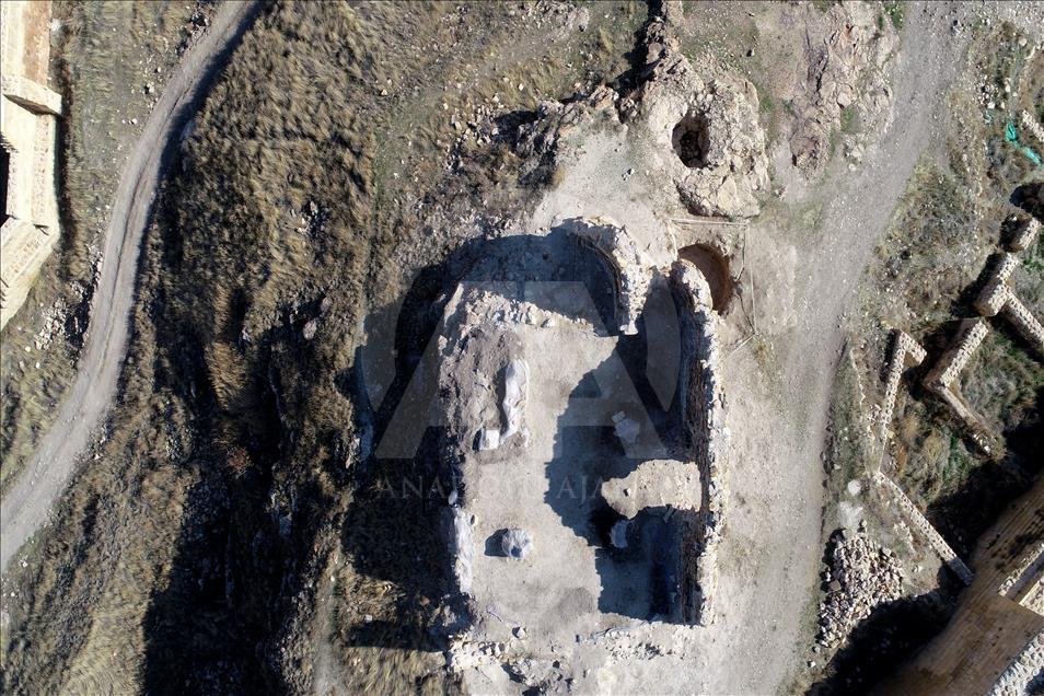 Bayburt Kalesi'nin tarihine ilişkin yeni bulgular elde edildi