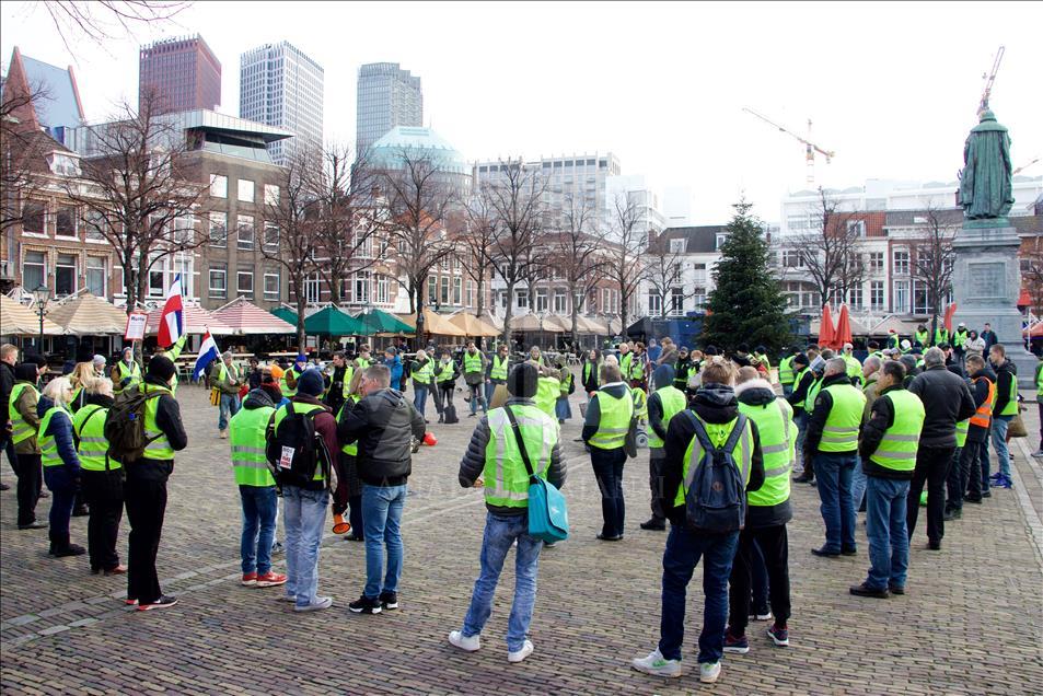 Yellow vests' protest in Rotterdam