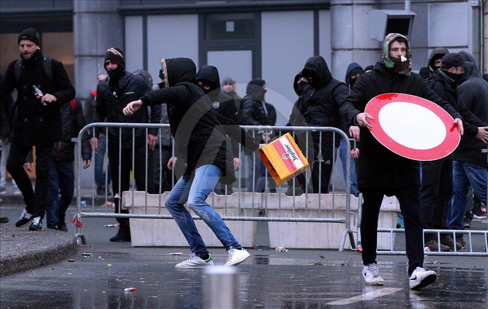Belgian police use teargas on anti-migration protesters