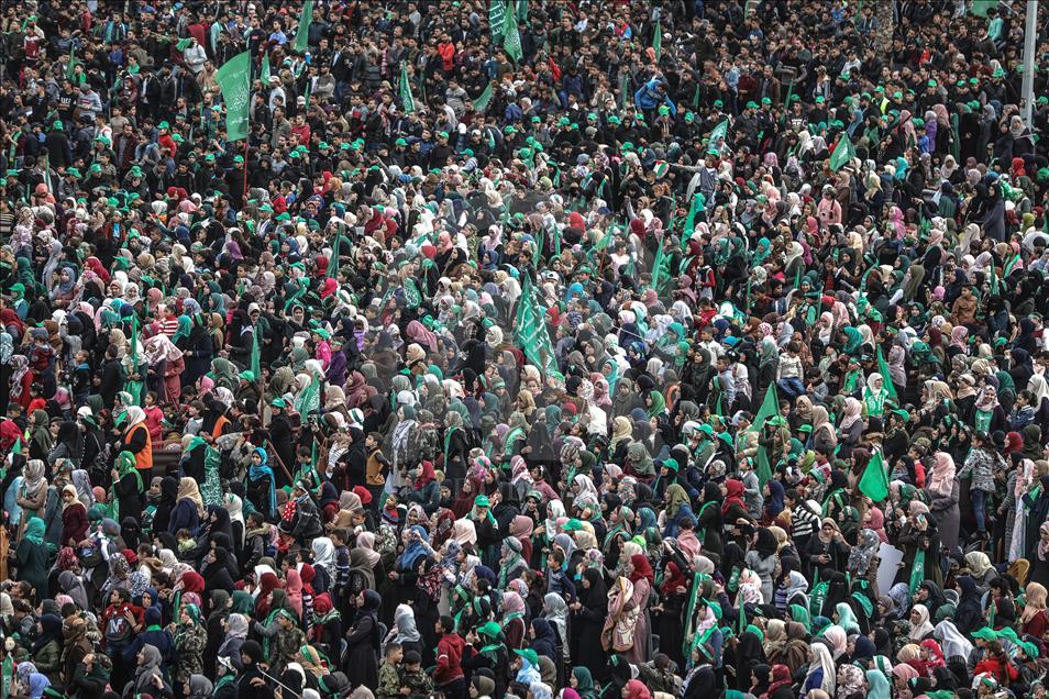 "حماس" تحتفل بذكرى تأسيسها بمهرجان جماهيري في غزة 
