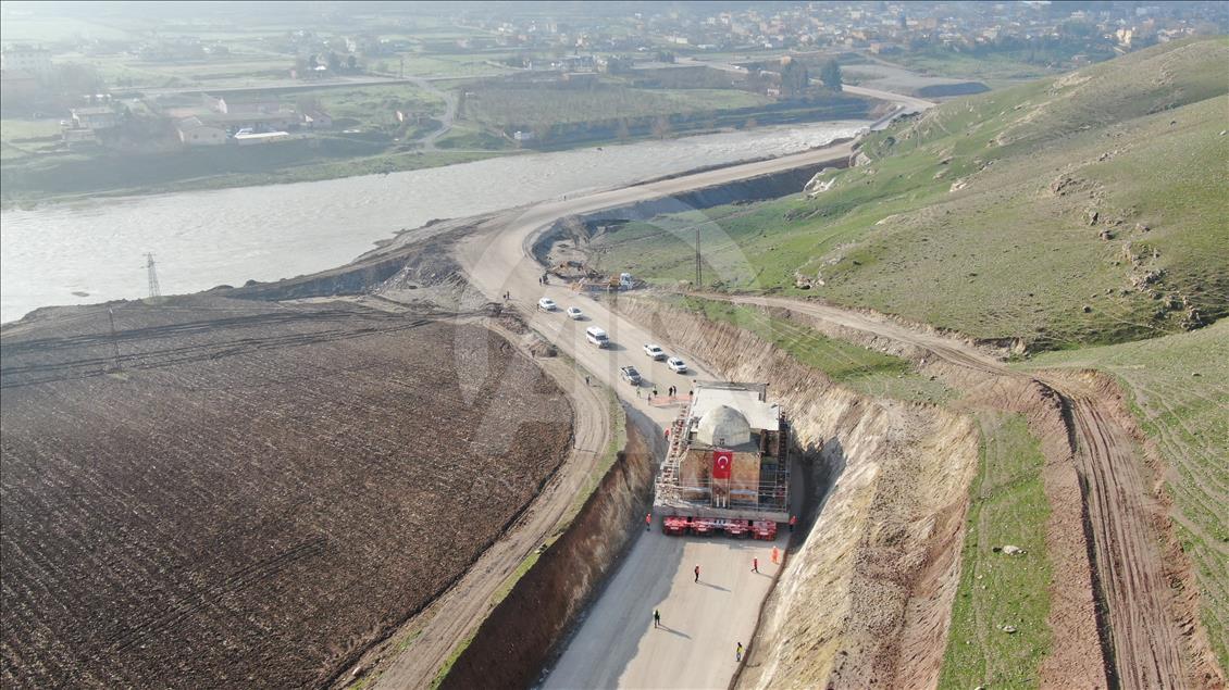 Eyyubi Camisi'nin en ağır bölümü Yeni Kültürel Park Alanı'na taşınıyor