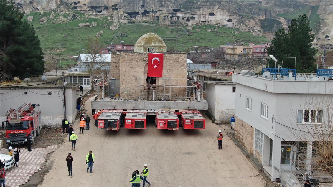 Eyyubi Camisi'nin en ağır bölümü Yeni Kültürel Park Alanı'na taşınıyor