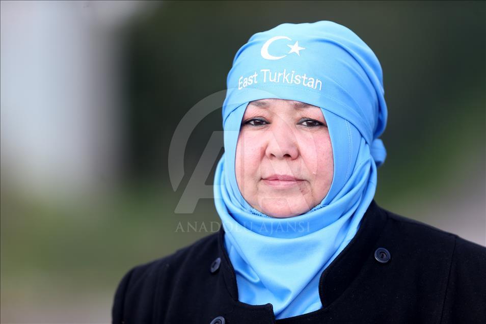 Doğu Türkistan için yürüyen grup