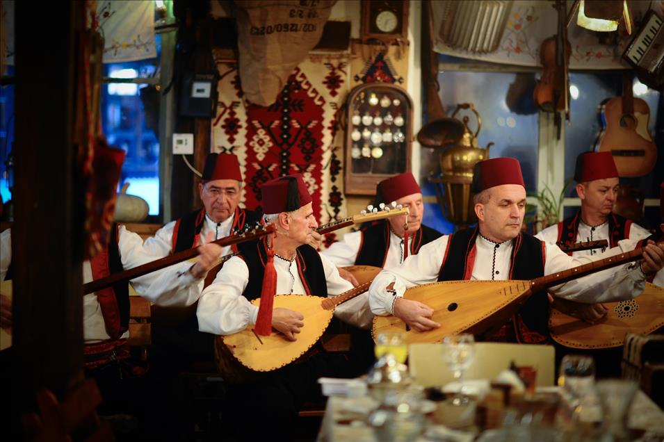 بأيدي بوسنية.. تشدو الموسيقى العثمانية