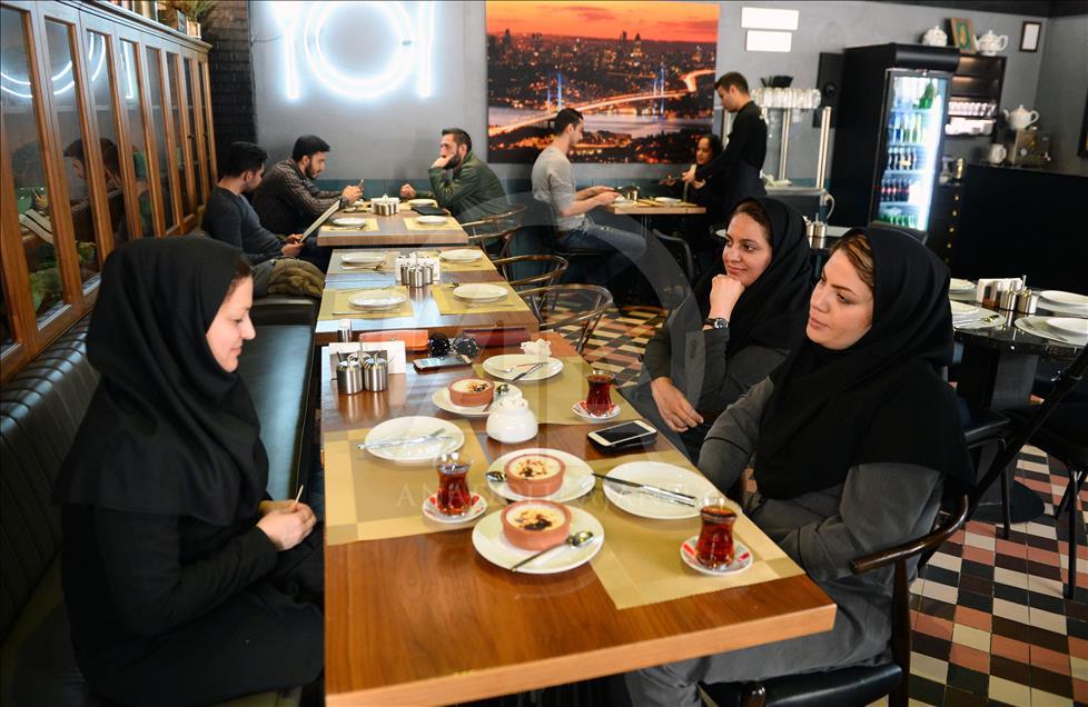 Türk iskenderi ve dönerine Tahran'da rağbet artıyor