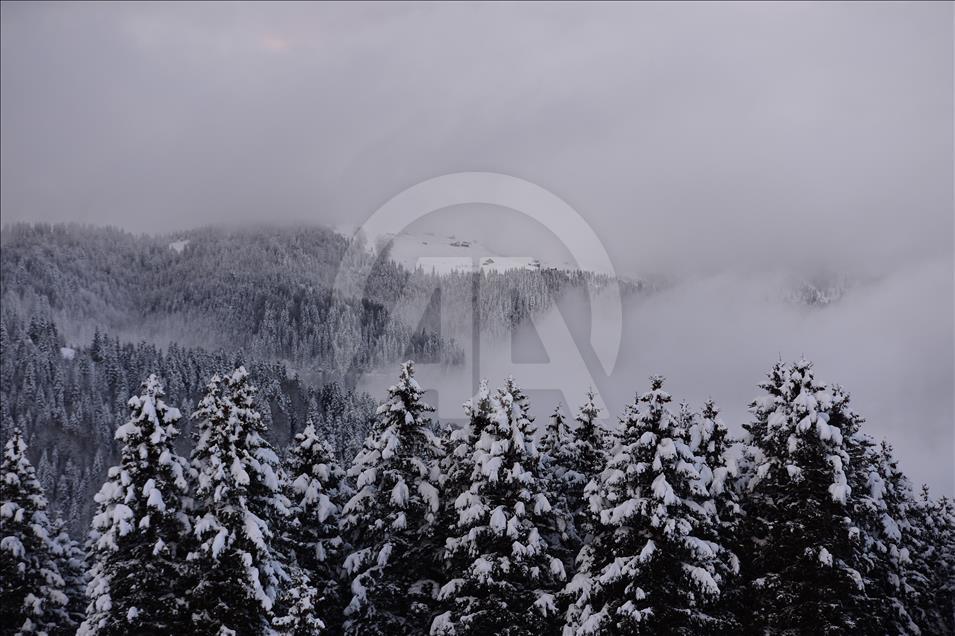 Giresun yaylaları beyaz örtüyle görsel şölen sunuyor