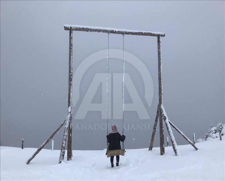 Giresun yaylaları beyaz örtüyle görsel şölen sunuyor