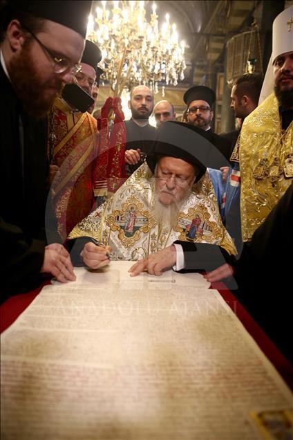 Ukrainian Orthodox Church gets 'autocephaly' status