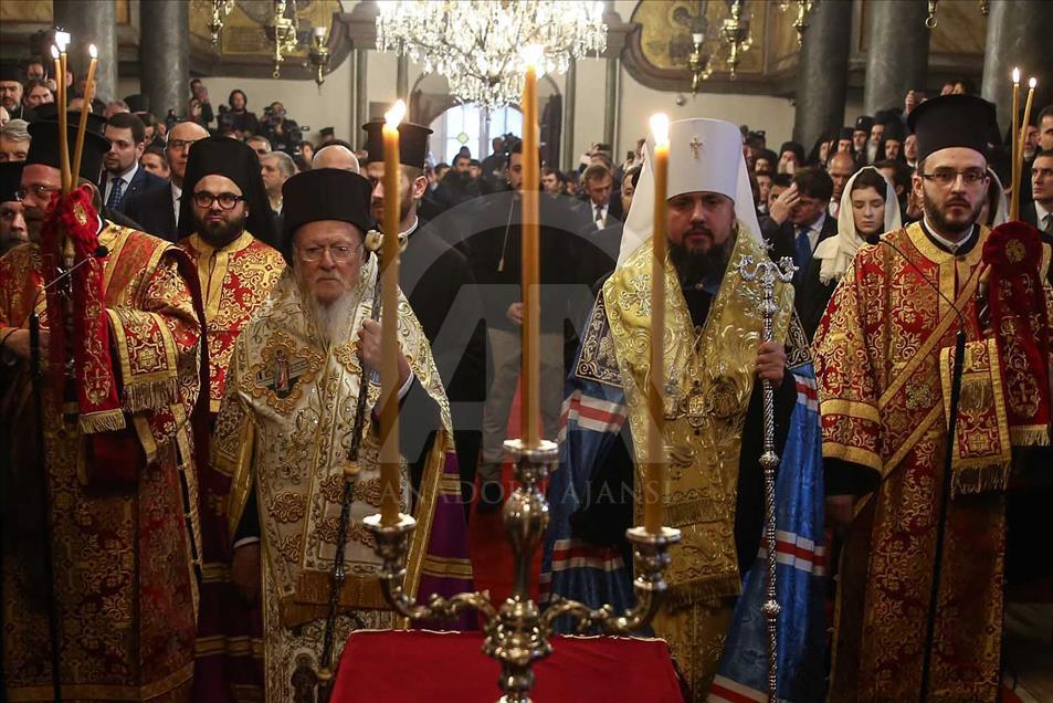 Iglesia ortodoxa ucraniana obtiene estatus de 'autocefalia'