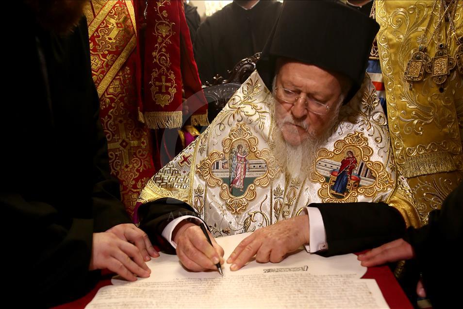 Ukrainian Orthodox Church gets 'autocephaly' status