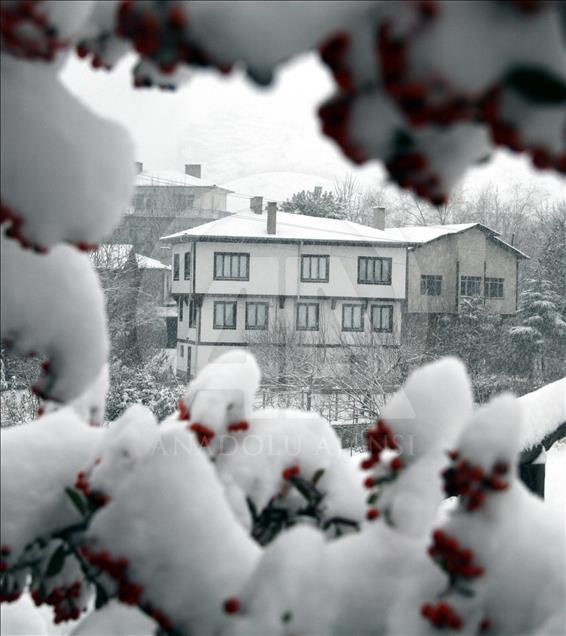Beypazarı'nda kar güzelliği