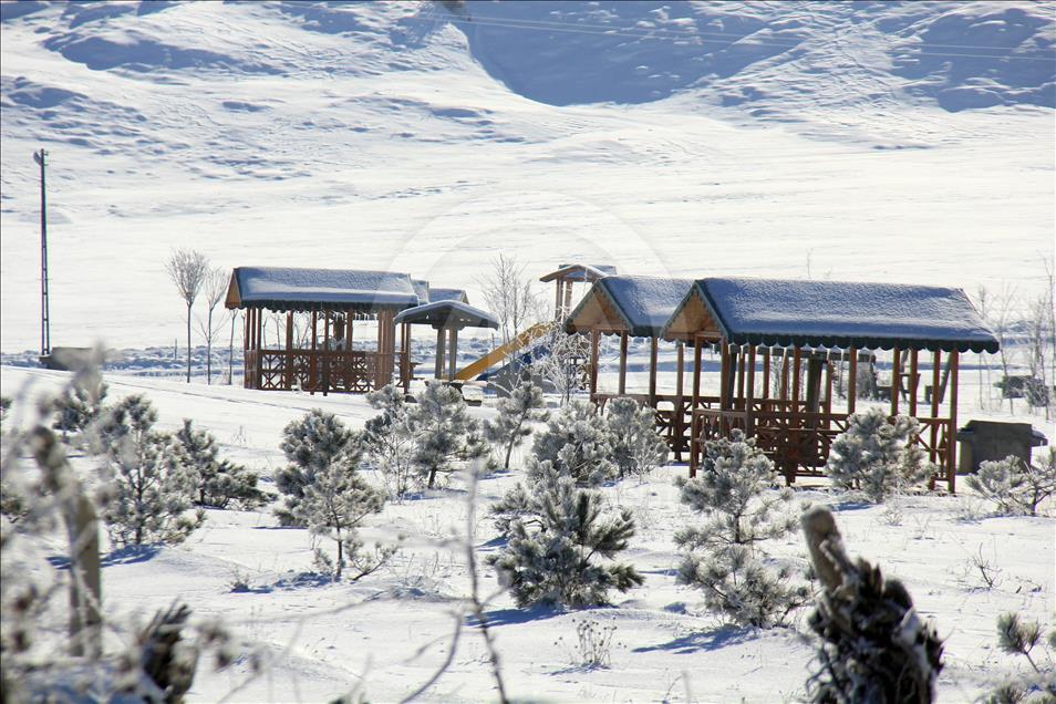 Sivas'ta hava sıcaklığı eksi 30 dereceye kadar düştü