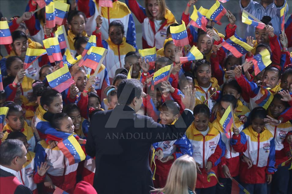 Venezuela Devlet Başkanı Maduro yemin etti