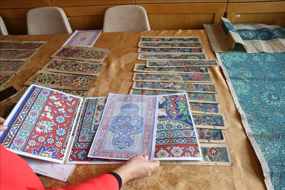 Asırlık halı desenleri hafızalardan silinmeyecek