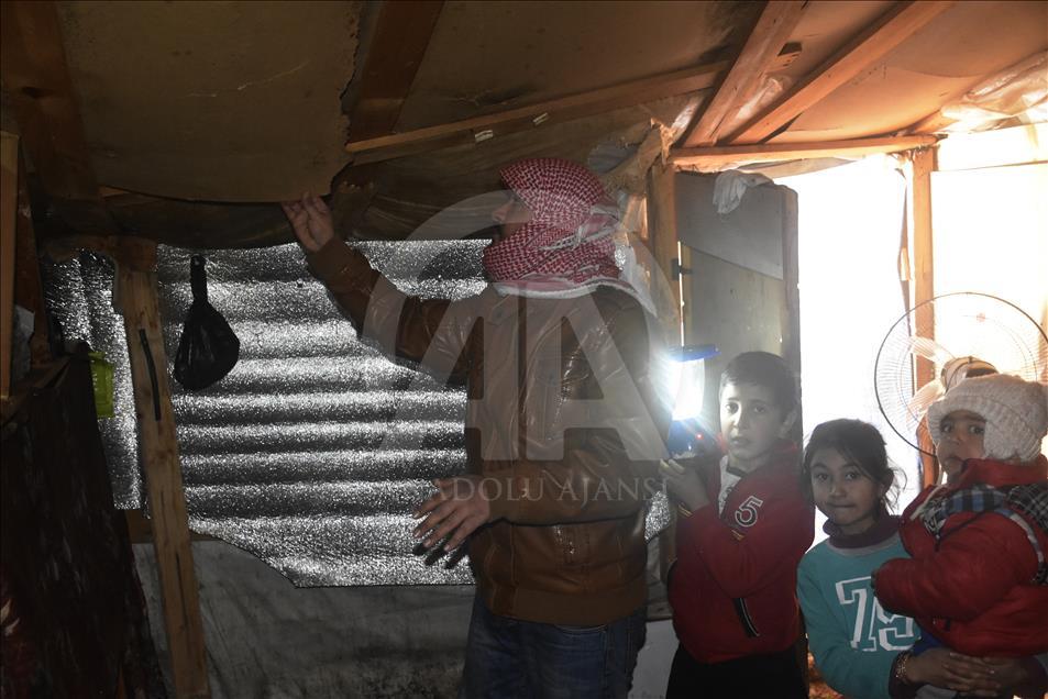 Arsal'da 60 bin Suriyeli mülteci hayatta kalma mücadelesi veriyor