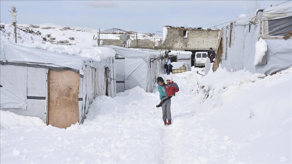 Arsal'da 60 bin Suriyeli mülteci hayatta kalma mücadelesi veriyor