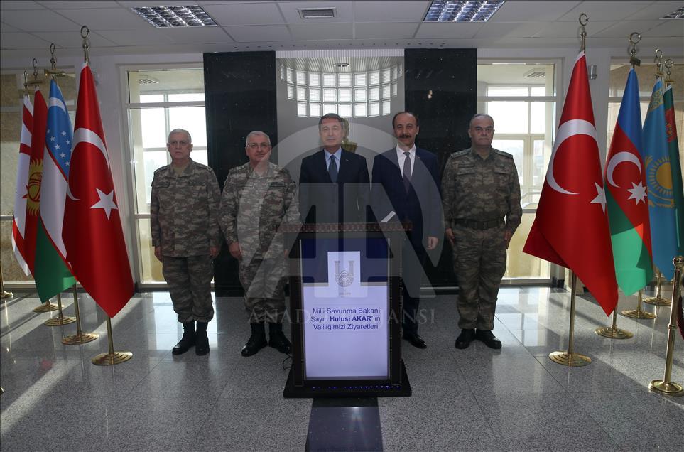 Akar ve komutanlardan "kritik" ziyaret
