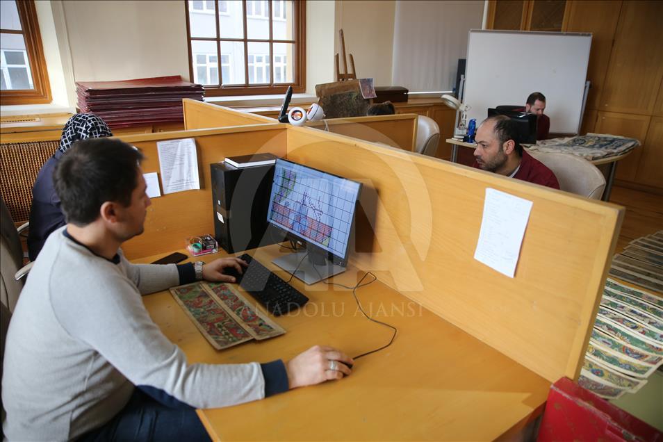 Asırlık halı desenleri hafızalardan silinmeyecek