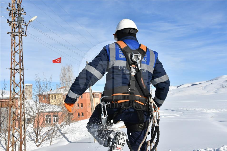 Kesintisiz elektrik enerjisi için "kayaklı" hizmet