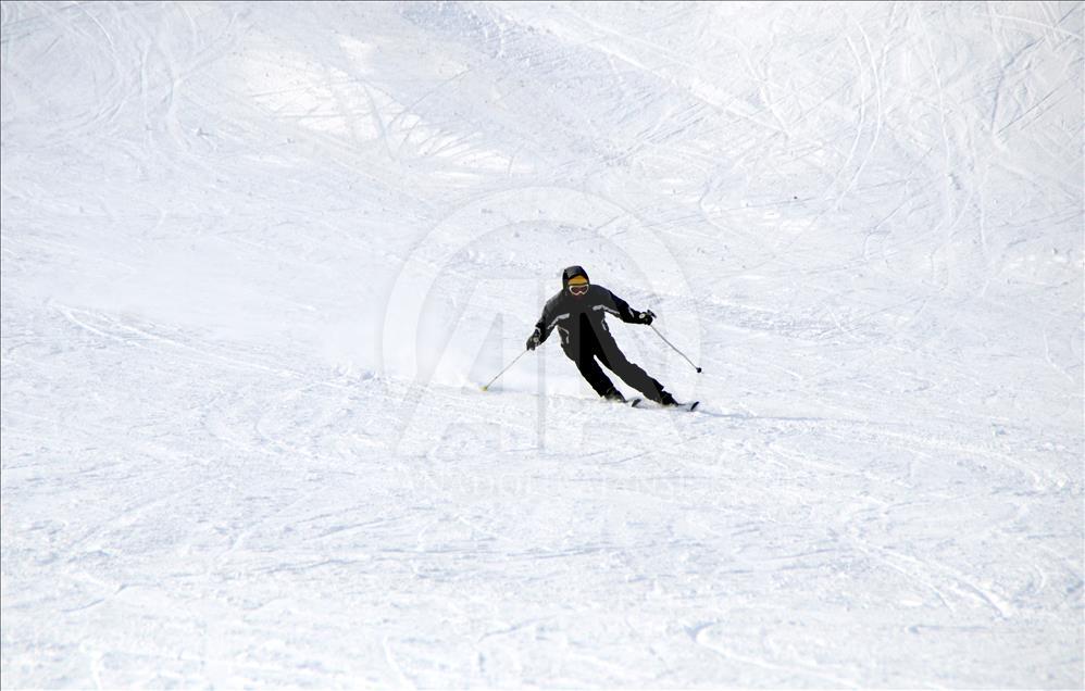 Bitlis'te kayak sezonu başladı