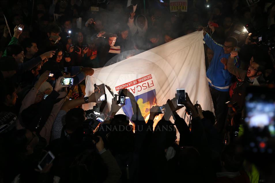 Kolombiya'da Başsavcı Martinez'in istifası için protesto