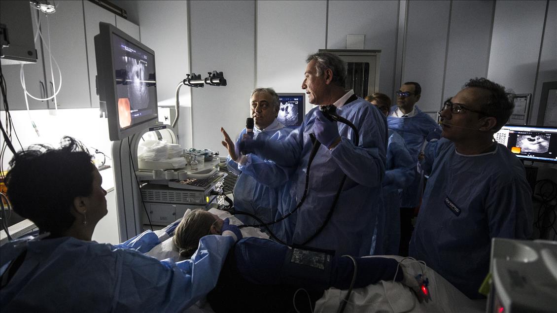Pankreas ameliyatlarını 100 doktor canlı izledi