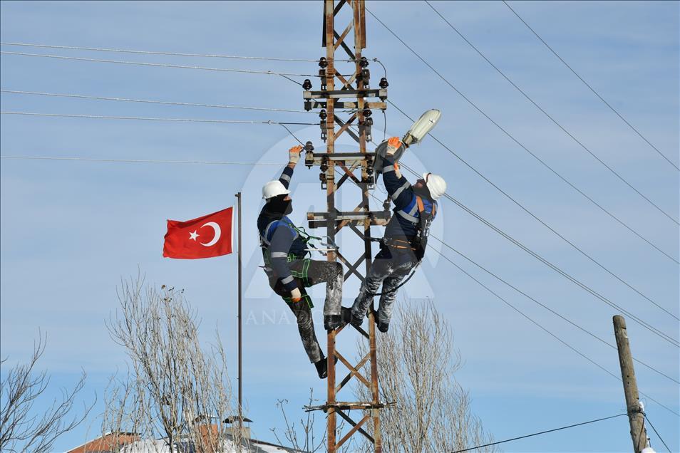 Kesintisiz elektrik enerjisi için "kayaklı" hizmet