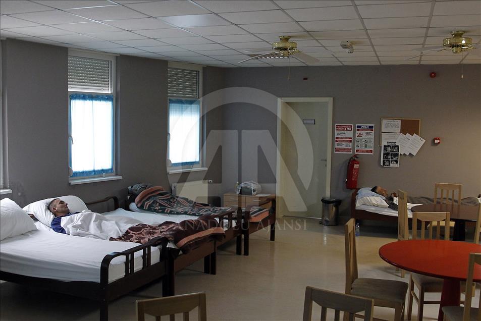 Beskućnici u Nišu spas od hladnoće našli u Prihvatilištu