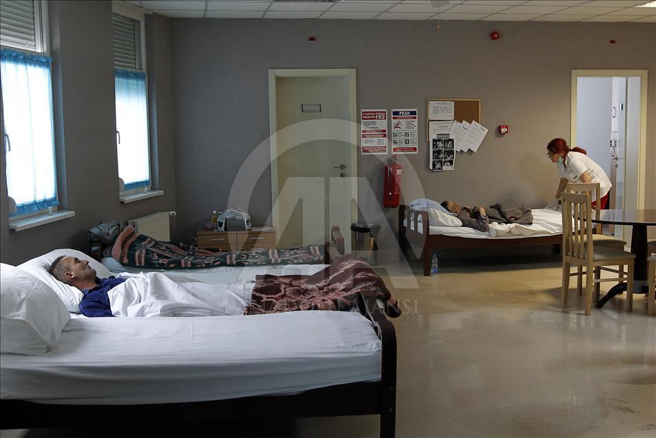 Beskućnici u Nišu spas od hladnoće našli u Prihvatilištu