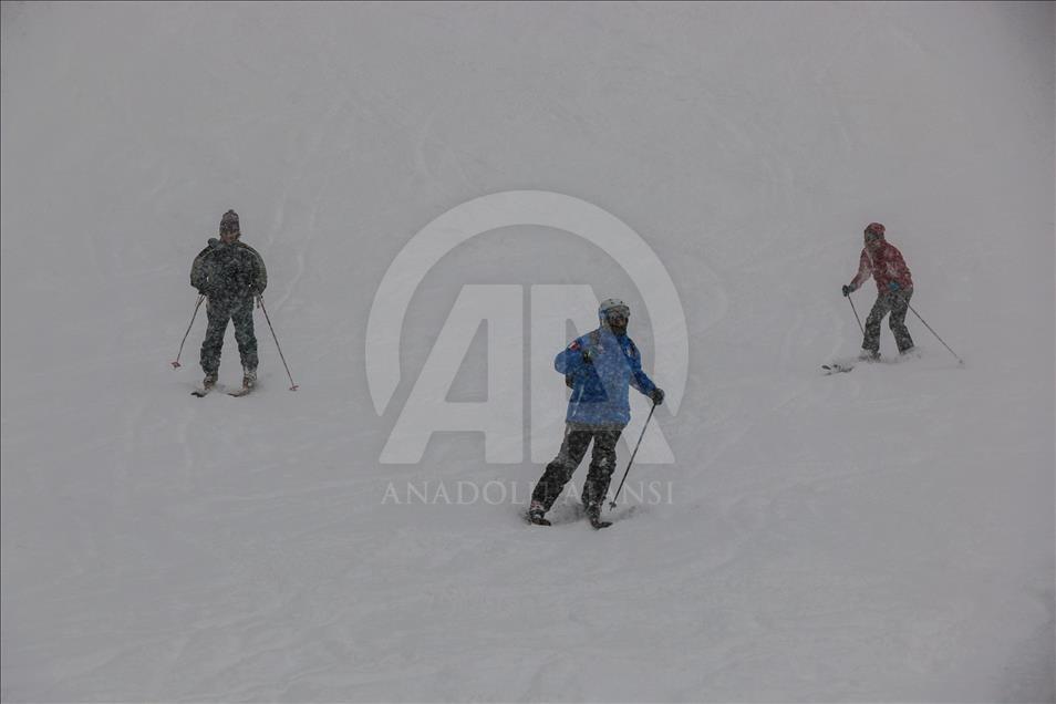 مافروفو للتزلج.. الوجهة المفضلة للسياحة الشتوية في مقدونيا
